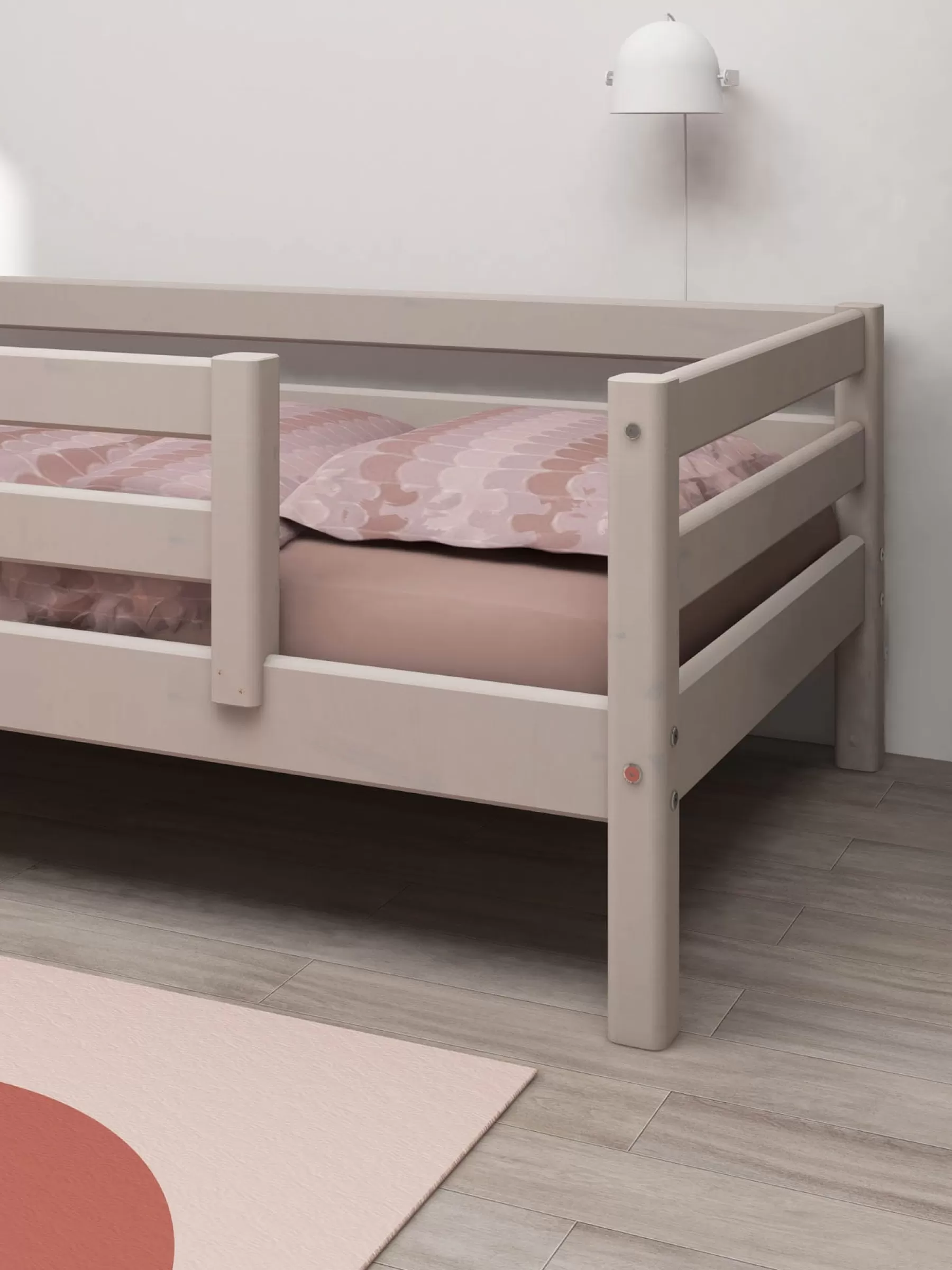 FLEXA Cama individual con barrera de seguridad centrada^ Camas Individuales